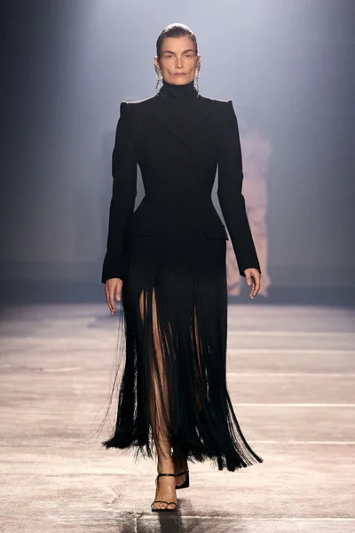 Look 14
